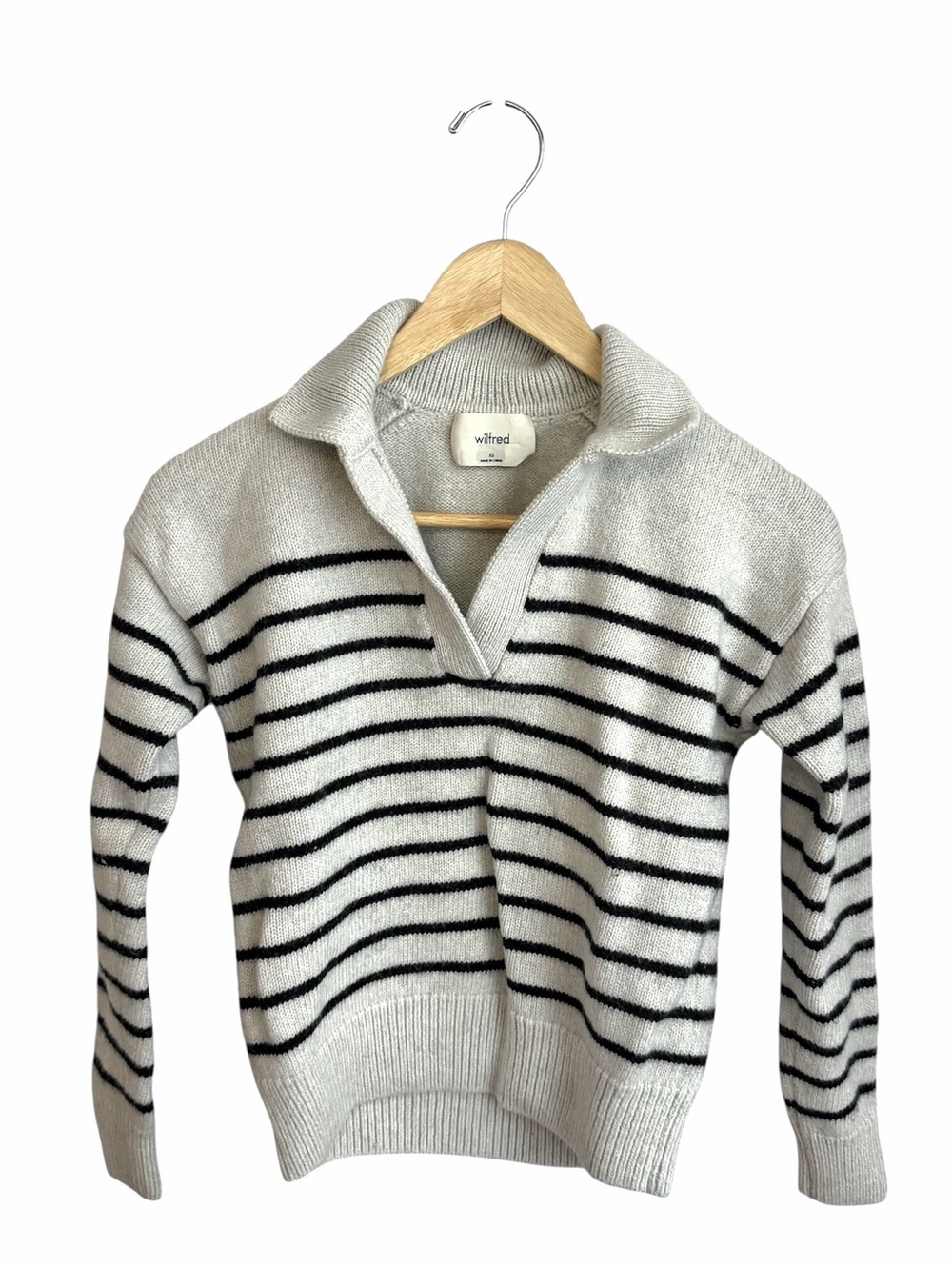 Wilfred Clara Light Gray and Navy Blue Striped Merino Wook Collared Sweatshirt